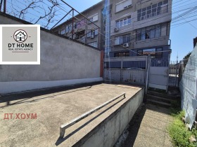 Casa Tsentralen yuzhen rayon, Ruse 8