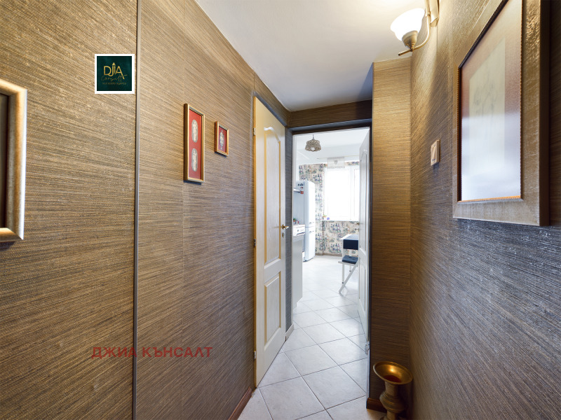 For Sale  2 bedroom Sofia , Tsentar , 110 sq.m | 28335693 - image [13]