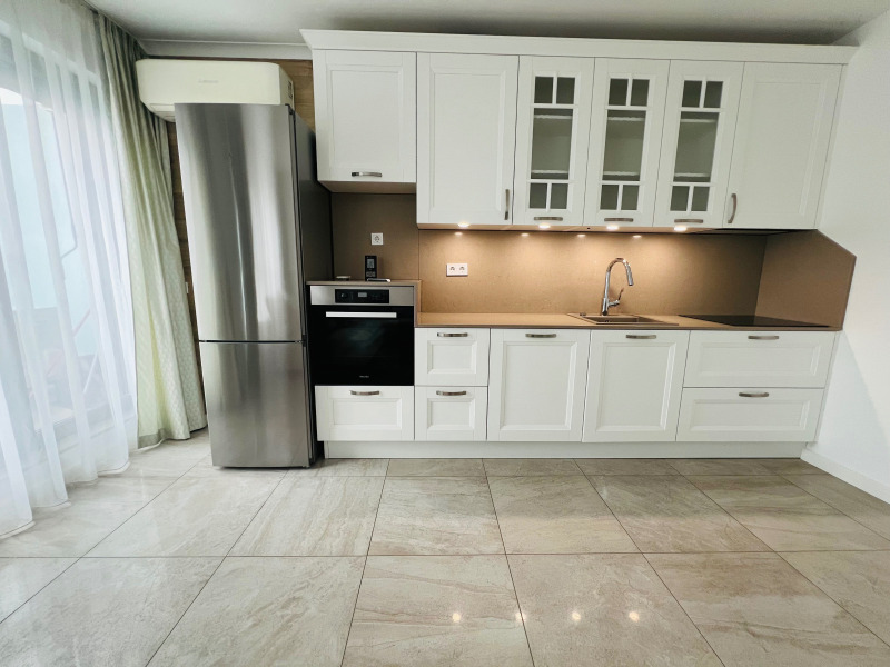 Продава  3-стаен град София , Младост 4 , 94 кв.м | 30430868 - изображение [2]