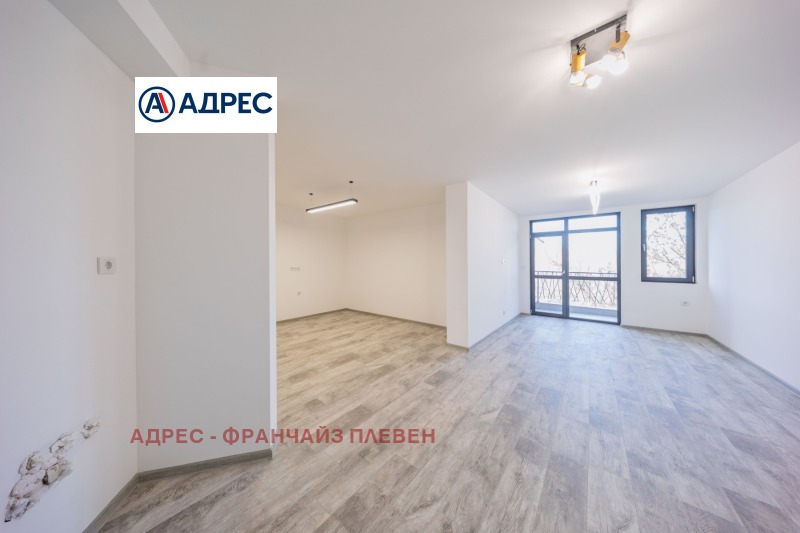 Продава 3-СТАЕН, гр. Плевен, Идеален център