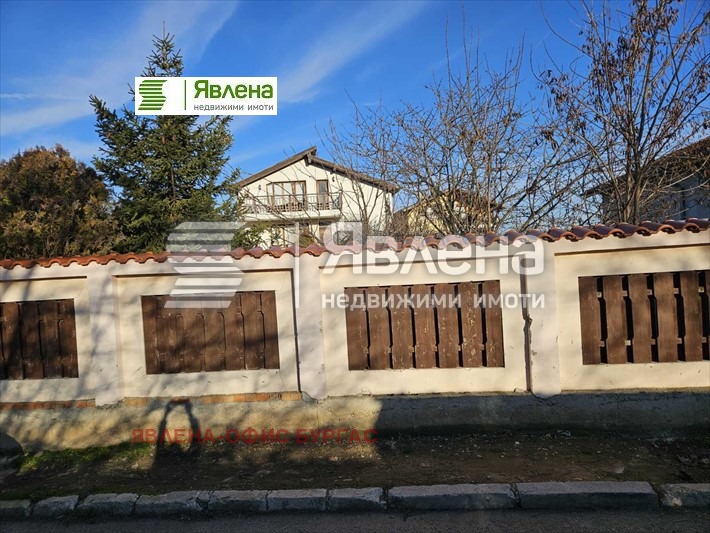 Продава КЪЩА, с. Тънково, област Бургас, снимка 2 - Къщи - 48622325