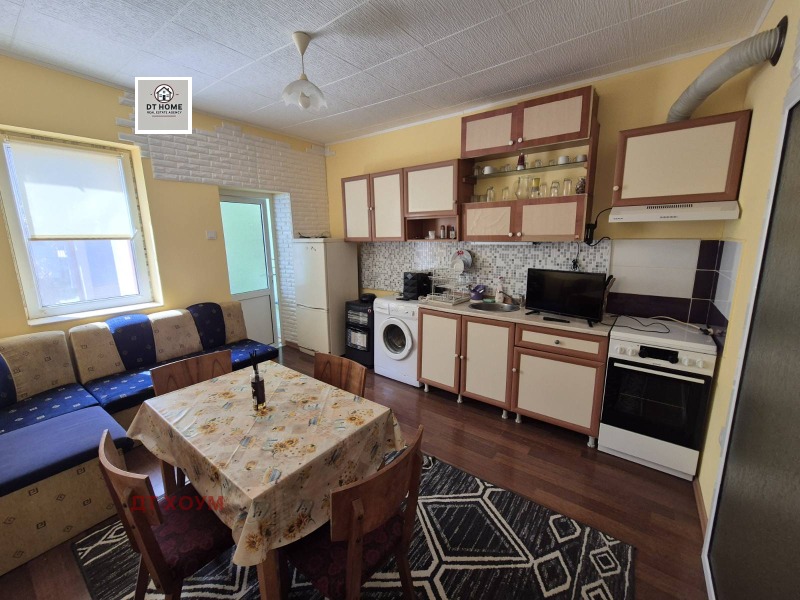 En venta  Casa Ruse , Tsentralen yuzhen rayon , 36 metros cuadrados | 53113796