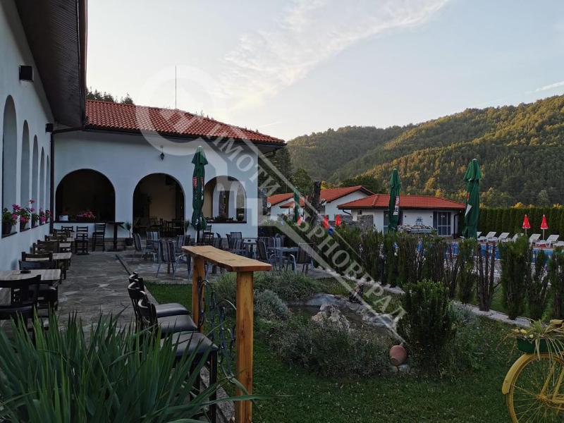 Na prodej  Hotel oblast Loveč , Trojan , 70000 m2 | 18157897