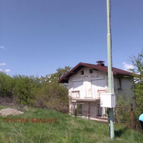 Talo Divotino, Pernikin alue 1