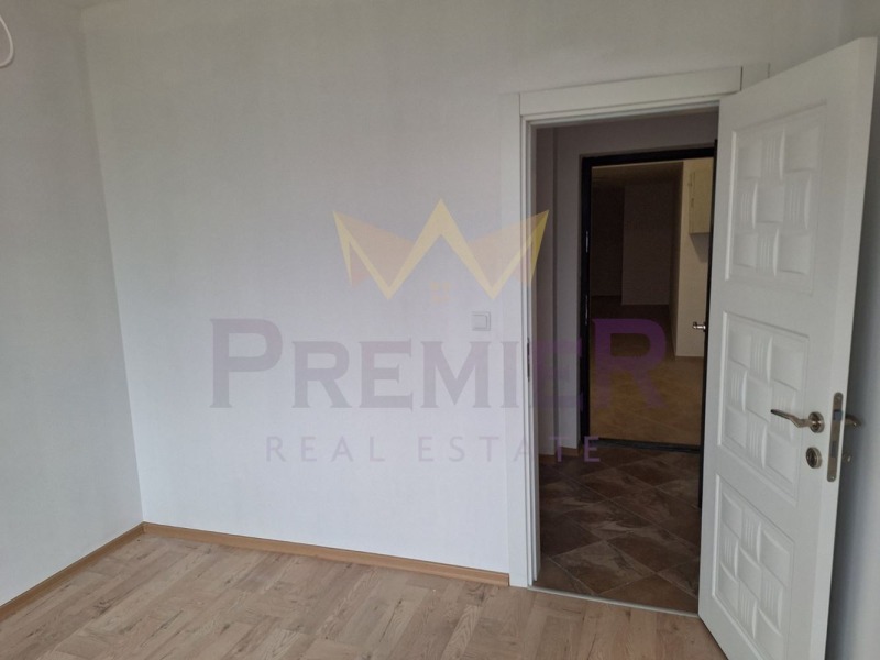 Продава 2-СТАЕН, област Добрич, с. Кранево • 95500 € / 186781.76 лв. • 54734296 1