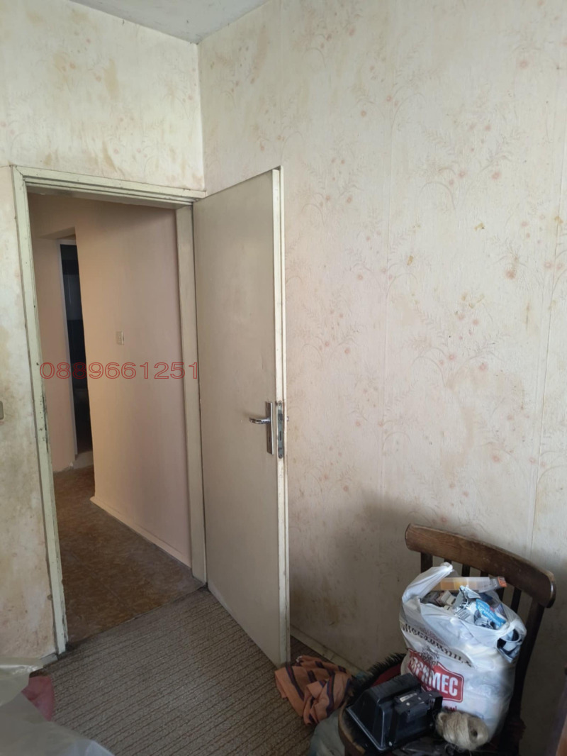 Продава 3-СТАЕН, гр. Шумен, 5-ти полк, снимка 6 - Апартаменти - 52780982