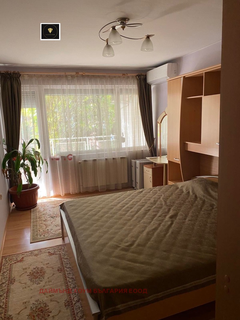 Продава МНОГОСТАЕН, гр. Пловдив, Център, снимка 15 - Апартаменти - 52442025