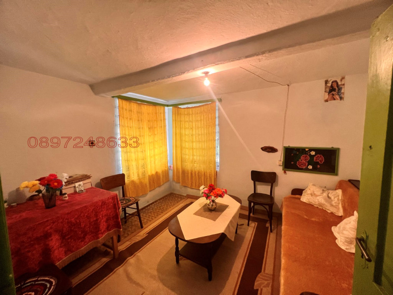 Продава КЪЩА, с. Мелница, област Ямбол, снимка 4 - Къщи - 52782696