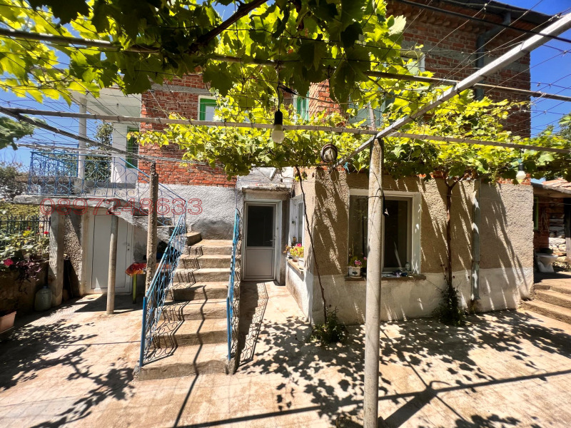 Продава КЪЩА, с. Мелница, област Ямбол, снимка 12 - Къщи - 52782696