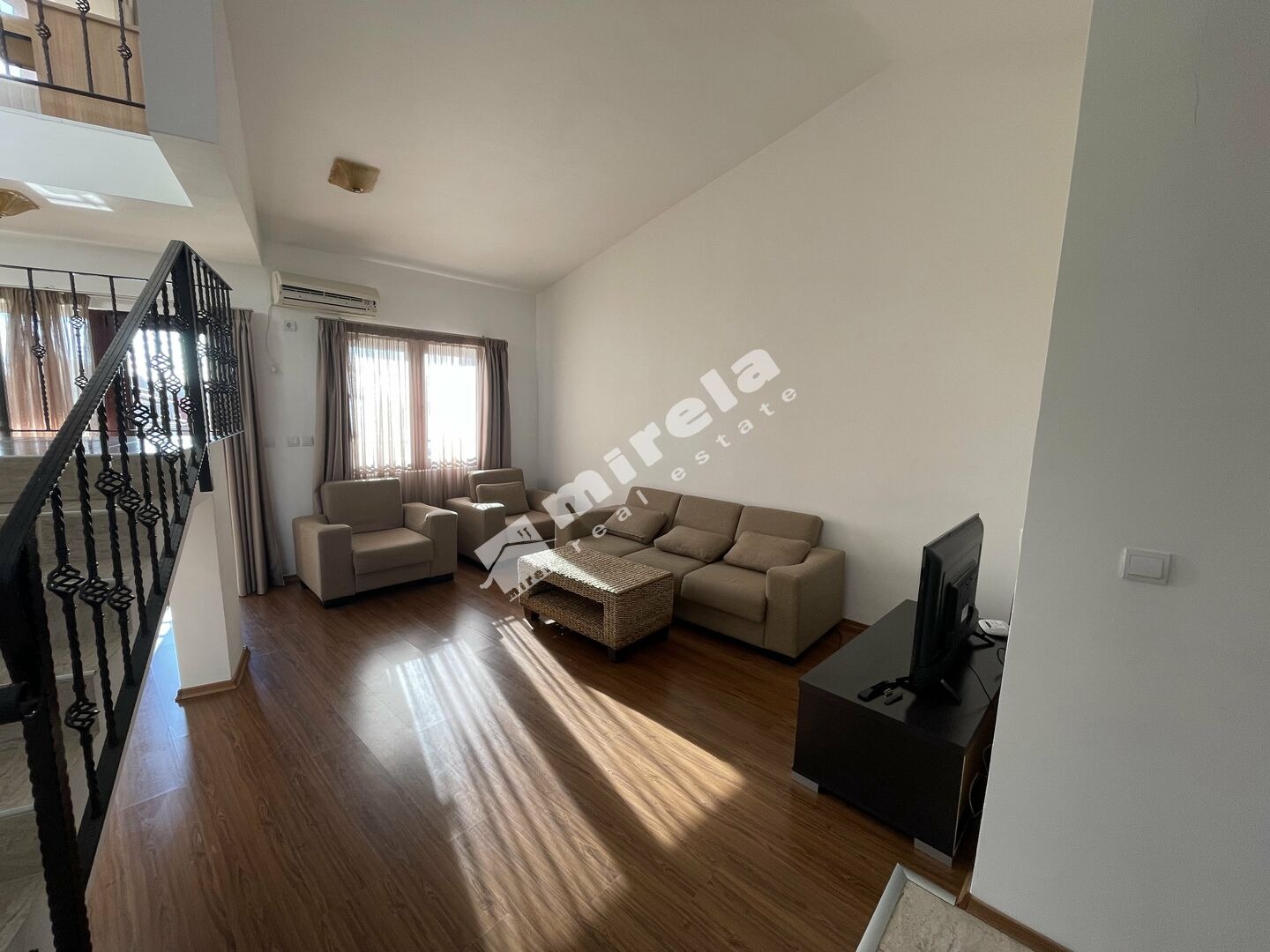 Продава МЕЗОНЕТ, гр. Ахелой, област Бургас, снимка 4 - Апартаменти - 54225435