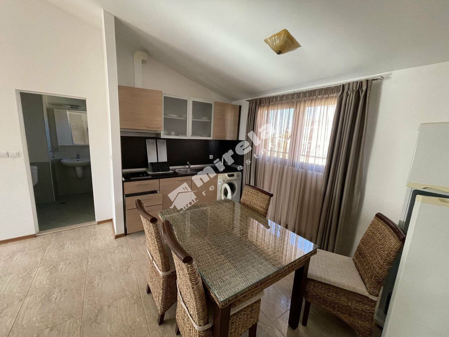 Продава МЕЗОНЕТ, гр. Ахелой, област Бургас, снимка 5 - Апартаменти - 54225435