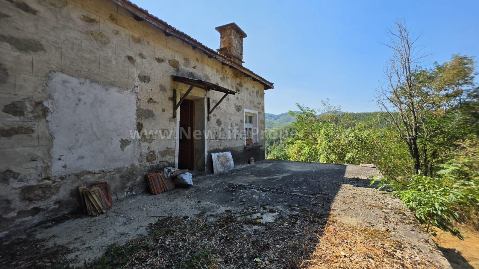 Продава КЪЩА, с. Давидково, област Смолян, снимка 2 - Къщи - 56020390