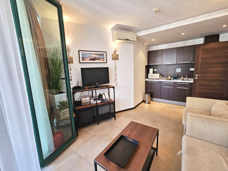 Продава  2-стаен област Добрич , гр. Балчик , 63 кв.м | 49923706
