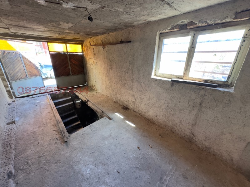 Na prodej  Garáž Blagoevgrad , Širok centar , 36 m2 | 25211453 - obraz [3]