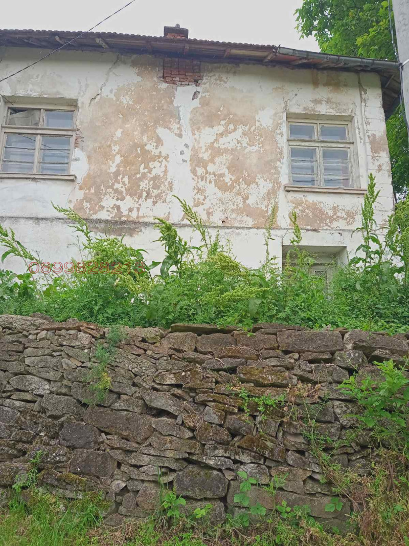 Продава КЪЩА в област Враца, с. Чирен - 62 кв.м / 25 564.59 € » 50 000 лв.