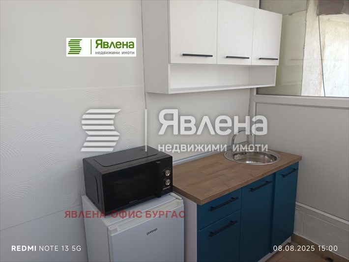 Te koop  Studio Burgas , Tsentar , 34 m² | 46484721