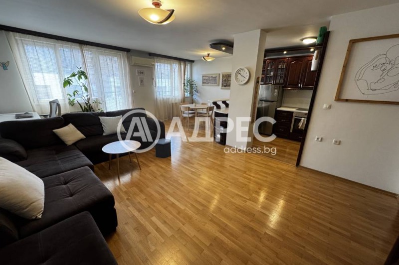 Продаја  2 спаваће собе Софија , Белите брези , 120 м2 | 54073194