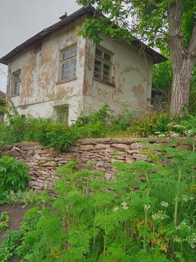 Продава КЪЩА, с. Чирен, област Враца, снимка 2 - Къщи - 52780697