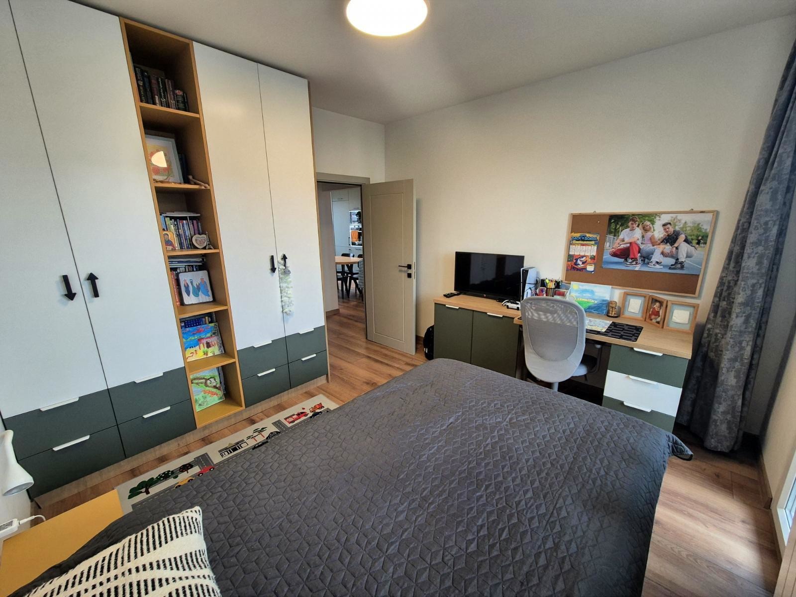 Продава 4-СТАЕН, гр. София, Гоце Делчев, снимка 3 - Апартаменти - 54462644