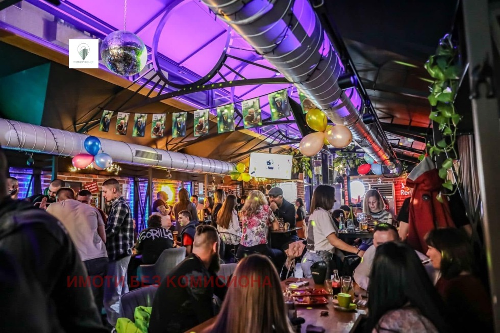 Продава ЗАВЕДЕНИЕ, гр. София, Център, снимка 2 - Заведения - 54245975