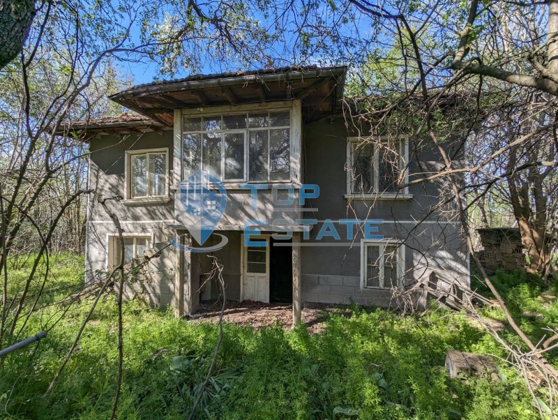 Продава КЪЩА в област Велико Търново, с. Страхилово - 90 кв.м / 9 200 € » 17 993.64 лв., ТОП ЕСТЕЙТ