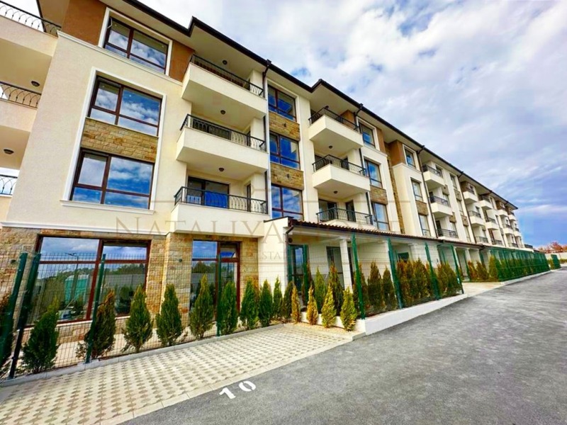 Myytävänä  1 makuuhuone Burgas , Sarafovo , 69 neliömetriä | 96190252