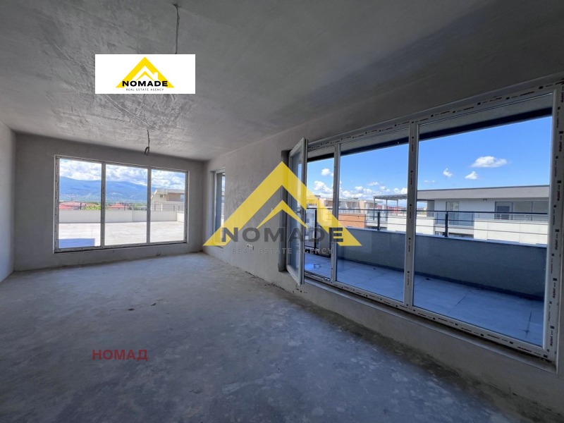Продава  3-стаен град Пловдив , Остромила , 296 кв.м | 99317015