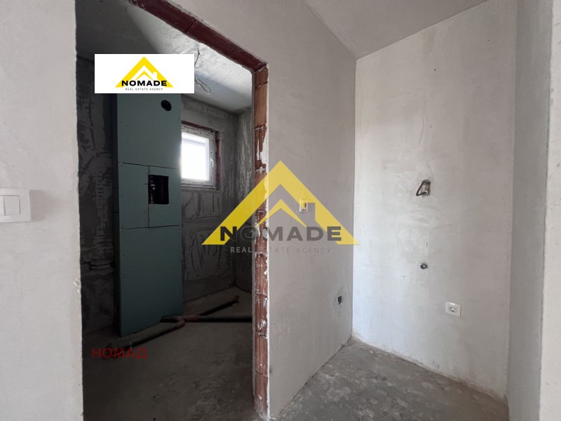 Продава  3-стаен град Пловдив , Остромила , 296 кв.м | 99317015 - изображение [6]