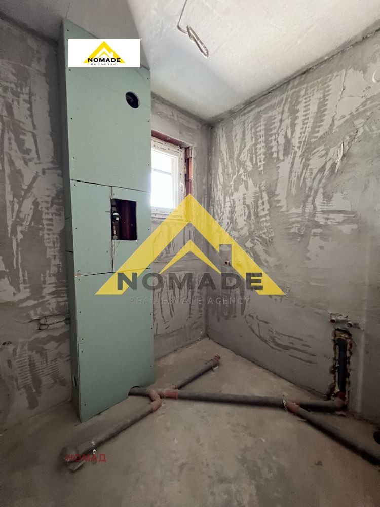 Продава  3-стаен град Пловдив , Остромила , 296 кв.м | 99317015 - изображение [11]