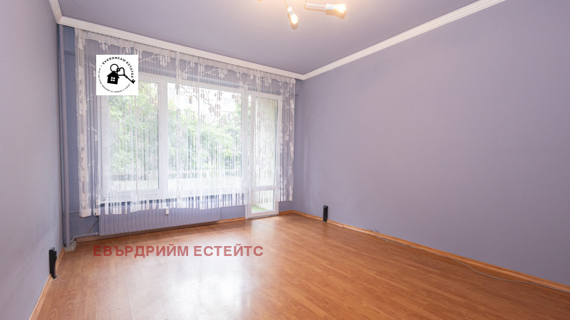 Продаја  2 спаваће собе Софија , Младост 4 , 85 м2 | 36686511