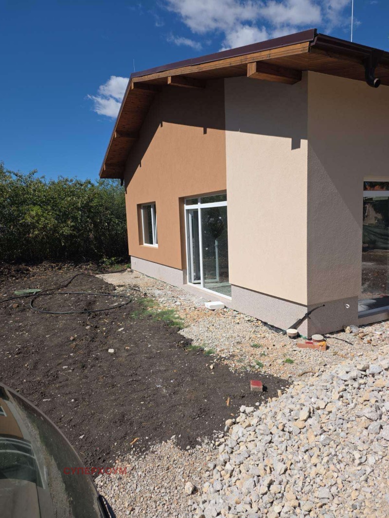 In vendita  Casa Sofia , Voluiak , 95 mq | 93417210