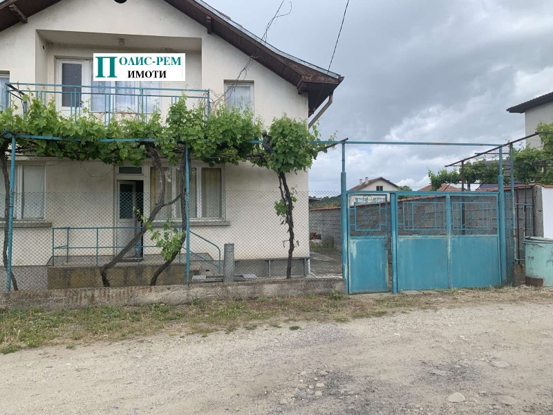 Продава КЪЩА, с. Стоб, област Кюстендил