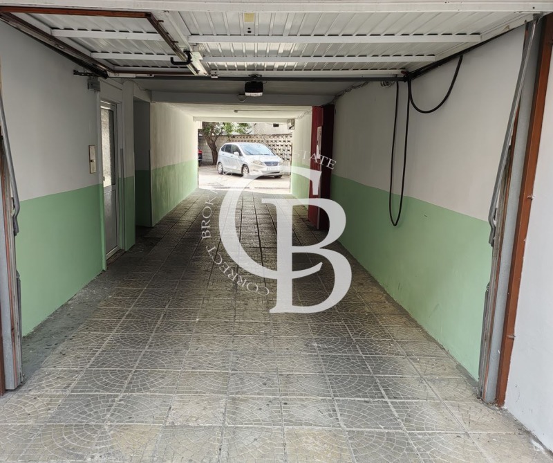 Продаја  Гараге Варна , Погреби , 35 м2 | 31811098