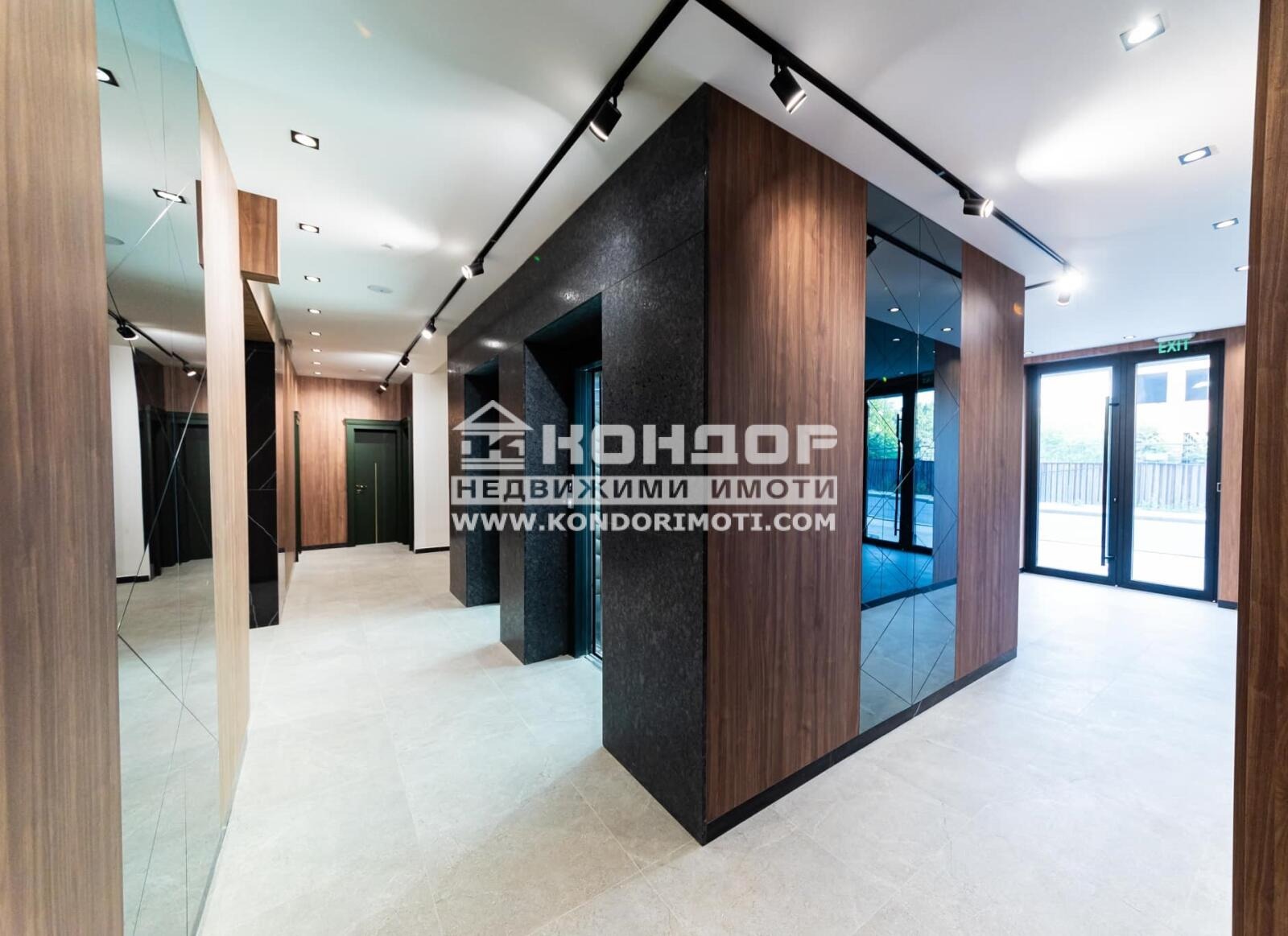 Продава 2-СТАЕН, гр. Пловдив, Кючук Париж, снимка 2 - Апартаменти - 55534737