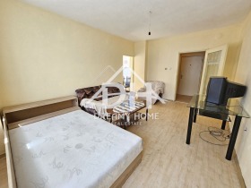 1 dormitorio Vazrozhdentsi, Kardzhali 4