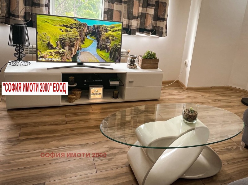 Myytävänä  Studio Sofia , Družba 1 , 45 neliömetriä | 70259728 - kuva [2]