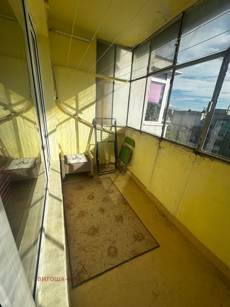 Продава 3-СТАЕН, гр. Търговище, Запад 2, снимка 12 - Апартаменти - 52342463