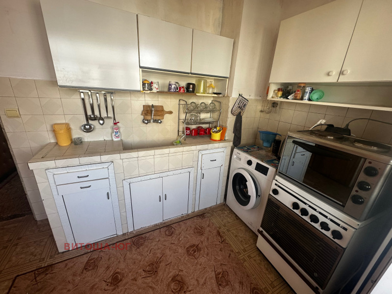 Продава 3-СТАЕН, гр. Търговище, Запад 2, снимка 5 - Апартаменти - 52342463