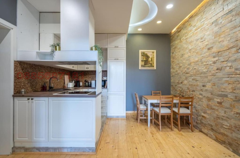 Na prodej  2 ložnice Sofia , Centar , 89 m2 | 36769367 - obraz [9]