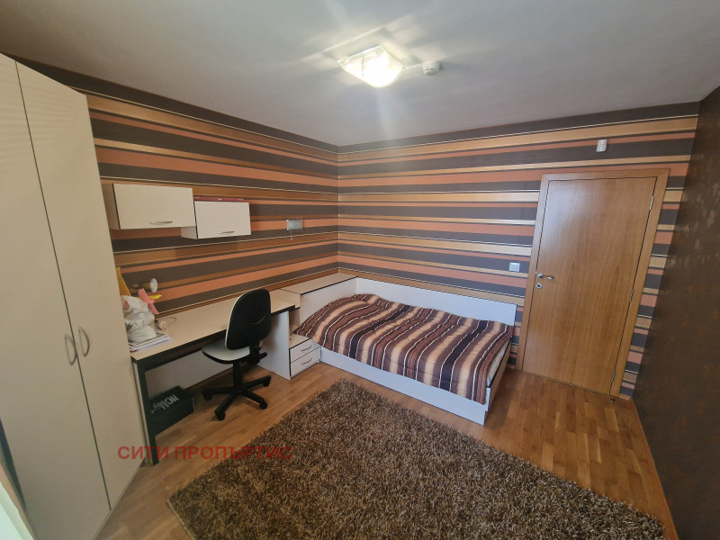 Продава МНОГОСТАЕН, гр. Благоевград, Широк център, снимка 11 - Апартаменти - 53381593