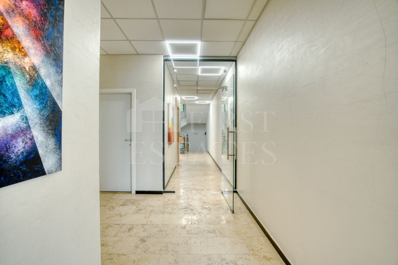 En venta  Oficina Sofia , Jladilnika , 266 metros cuadrados | 66907727 - imagen [4]
