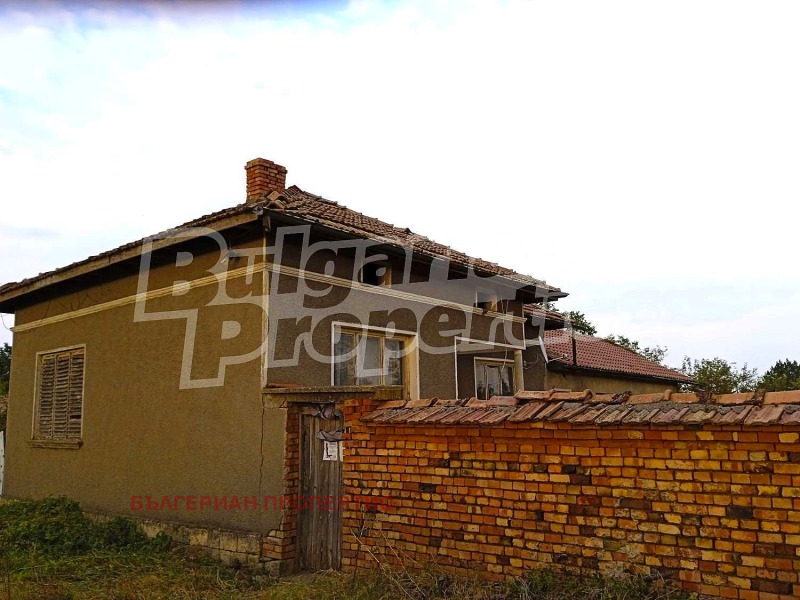 Продава КЪЩА, с. Бутово, област Велико Търново, снимка 4 - Къщи - 46035833