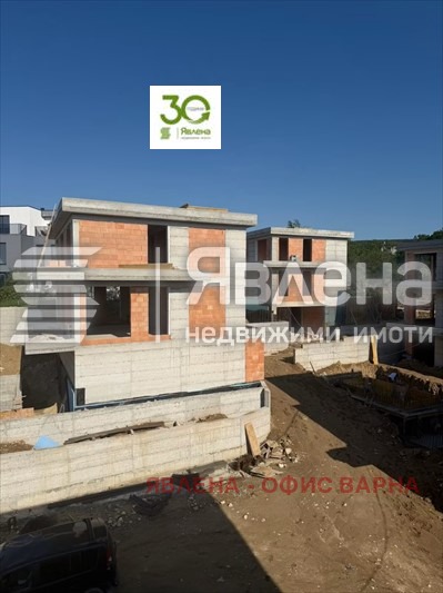 Продава КЪЩА, гр. Варна, м-т Долна Трака, снимка 10 - Къщи - 55534015