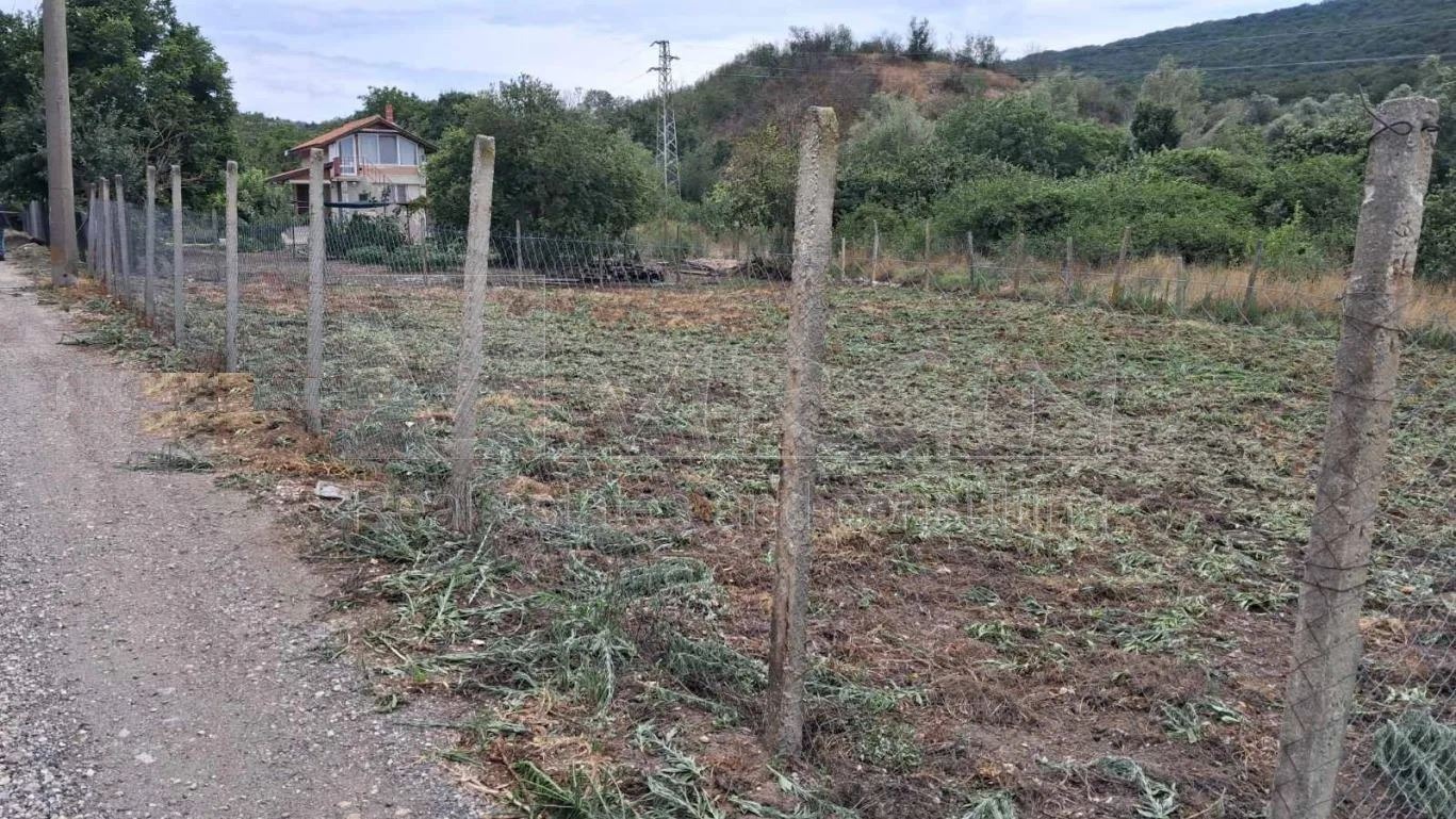 Продава ПАРЦЕЛ, с. Калиманци, област Варна