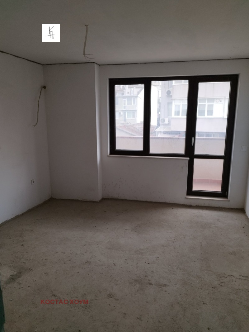 Продава  2-стаен град Варна , Погреби , 70 кв.м | 26453923 - изображение [5]