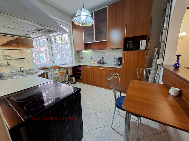 Продава 2-СТАЕН, гр. София, Център, снимка 10 - Апартаменти - 52441474