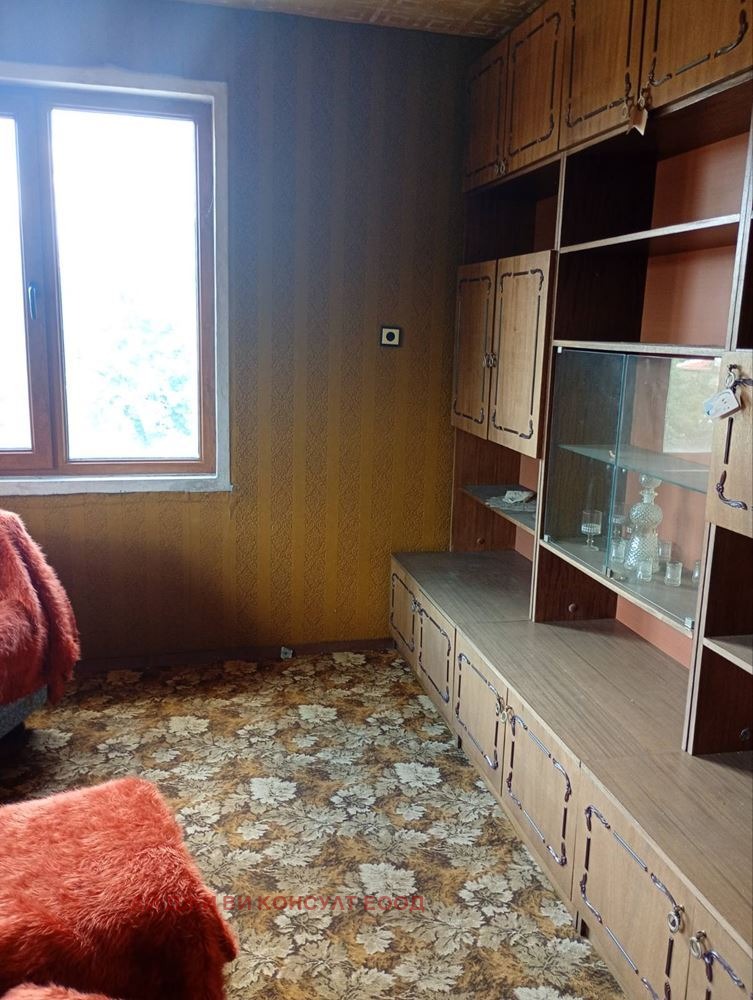 Продава КЪЩА, с. Разлив, област София област, снимка 13 - Къщи - 55221164