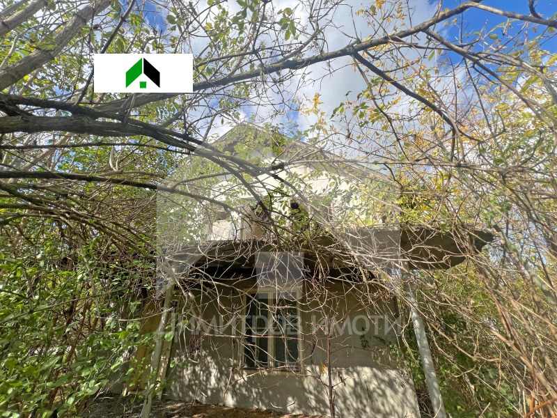 Продава ВИЛА, с. Зайчино ореше, област Шумен, снимка 2 - Вили - 52124059