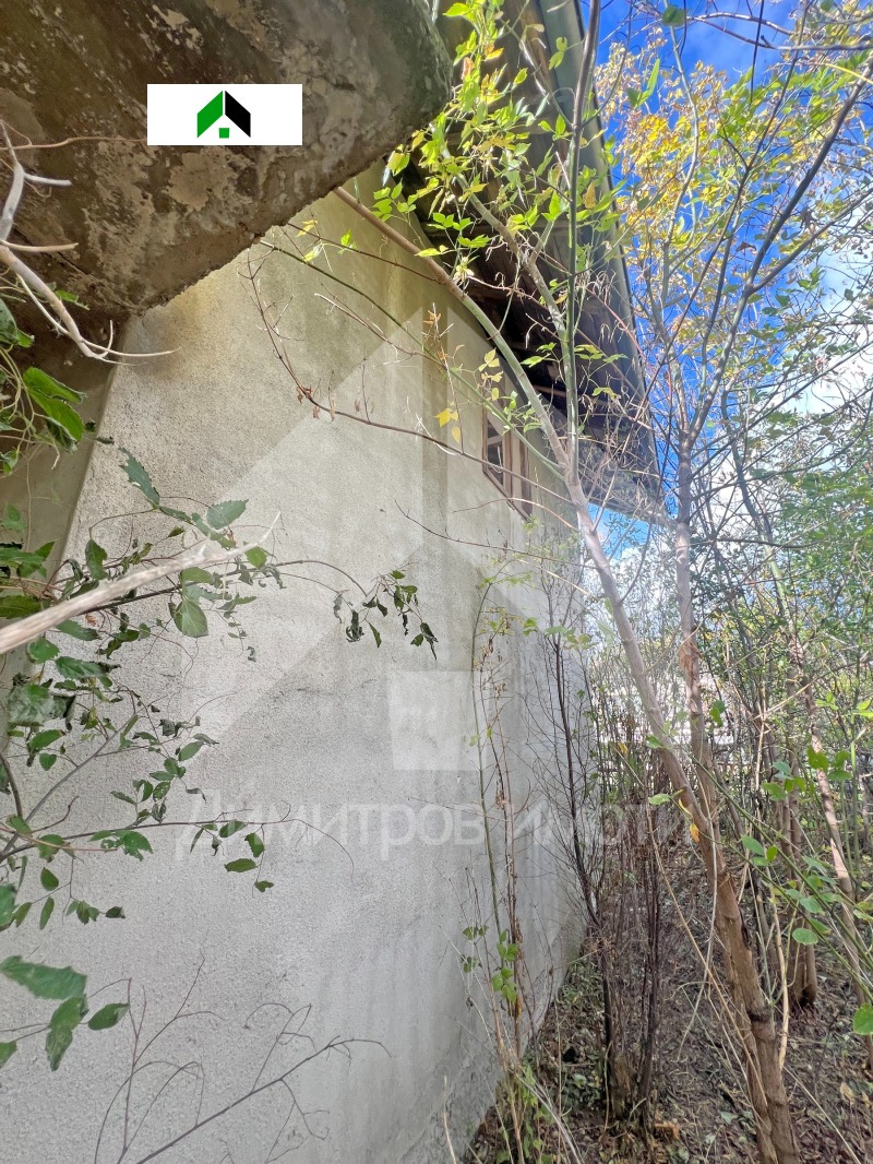 Продава ВИЛА, с. Зайчино ореше, област Шумен, снимка 3 - Вили - 52124059