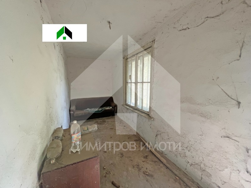 Продава ВИЛА, с. Зайчино ореше, област Шумен, снимка 5 - Вили - 52124059